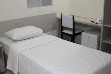 هتل Express   Leva E Busca No Aeroporto Grátis 24 Horas