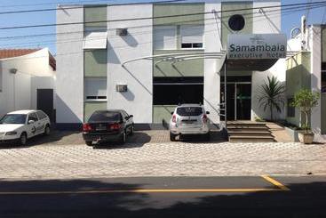 בית מלון כפרי Samambaia Executive