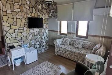 Akamoy Boztepe Hotel & Restaurant