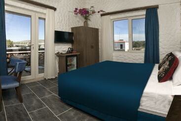 هتل Casa Sevilla Alacati