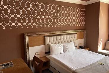 Demosan City Otel