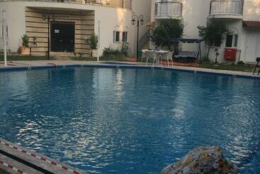 هتل Park Limros
