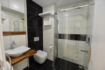 Sahin Hotel 2