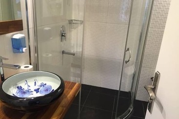 Sahin Hotel 2