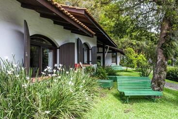 هتل Vila Suzana Parque