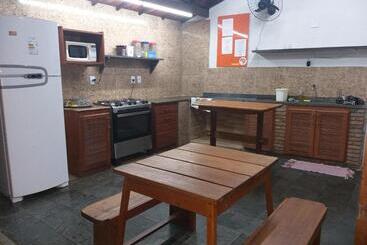 O Pharol Hostel E Pousada