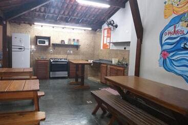 O Pharol Hostel E Pousada