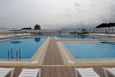 استراحتگاه Rizom Tatil Koyu