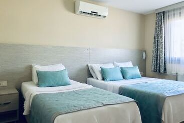 استراحتگاه Rizom Tatil Koyu