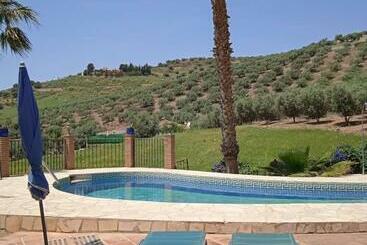Beautiful Villa With Amazing Mountain Views - Vinyuela