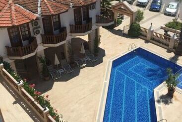 Ates Otel