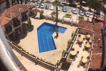 Ates Otel