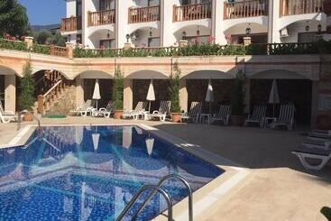 Ates Otel