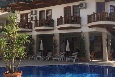 Ates Otel