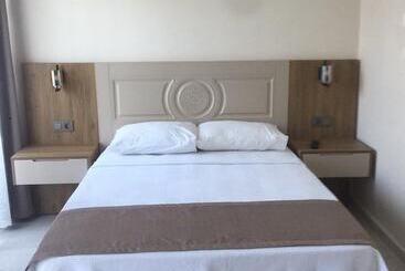 Ates Otel