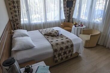 تختخواب و صبحانه Villa Vongole