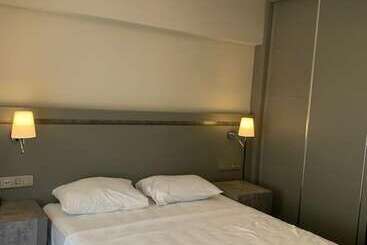 هتل Acar Suite