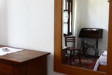 هتل Kalkan Turk Evi