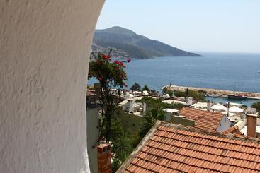 هتل Kalkan Turk Evi