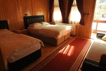 Zengin Motel