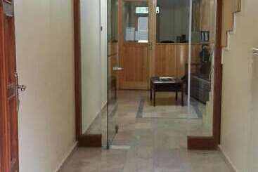Zengin Motel