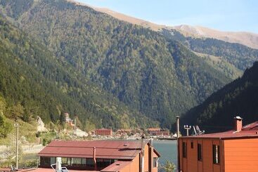 Zengin Motel