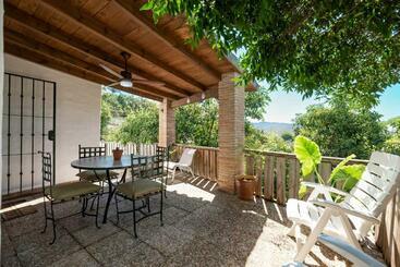Casa Rural Entre Ojén Y Marbella - Ojen