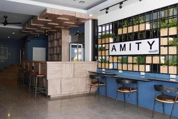 هاستل Amity Poshtel