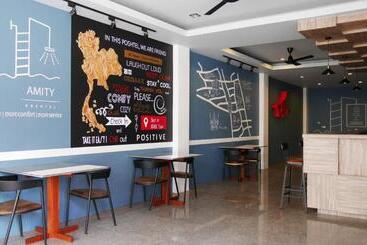 هاستل Amity Poshtel