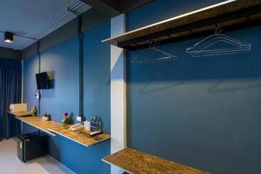 هاستل Amity Poshtel
