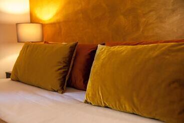 Apartamentos Art Suite Santander