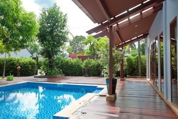 Ardea Resort Pool Villa