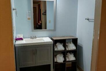 هتل Hillcrest Inn