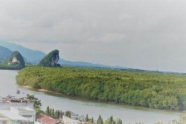 هتل Krabi Grand