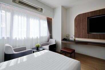 Panmanee Hotel Newly Renovated