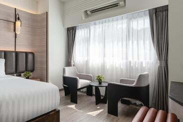 Panmanee Hotel Newly Renovated