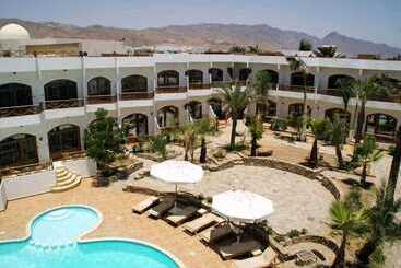 هتل Planet Oasis