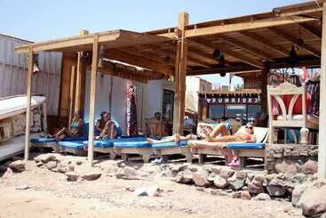 هتل Planet Oasis