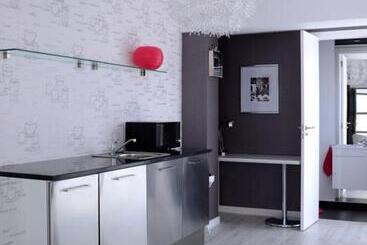 Отель Prassa 3 Boutique