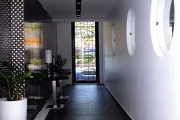 Отель Prassa 3 Boutique
