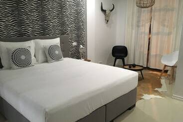 Отель Prassa 3 Boutique