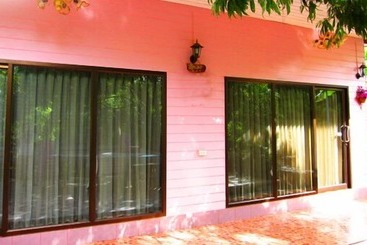 هتل Warakorn Baansuan Amphawa