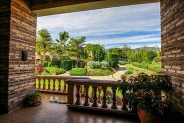 استراحتگاه La Toscana