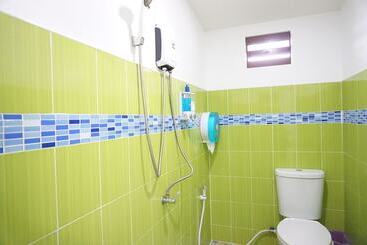 Madinah Hostel Ranong