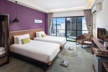 استراحتگاه Amphawa Nanon Hotel & Spa