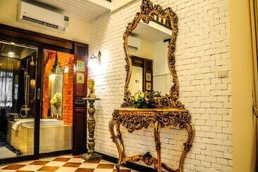 استراحتگاه Chuchaiburi Sri Amphawa