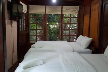 استراحتگاه Ruean Mai Chai Khlong