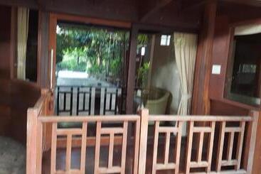 استراحتگاه Ruean Mai Chai Khlong