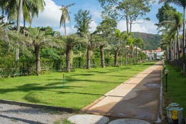 Villa Blanca Hotel & Restaurant
