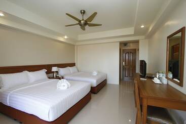 Villa Blanca Hotel & Restaurant